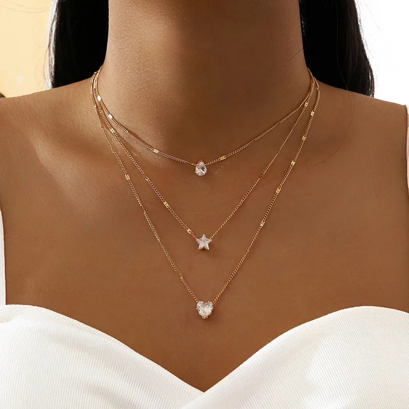 Collier ras-du-cou tendance à zircons